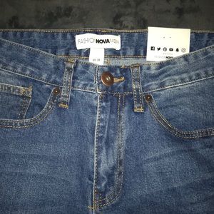 ✨brand new Men’s jeans✨